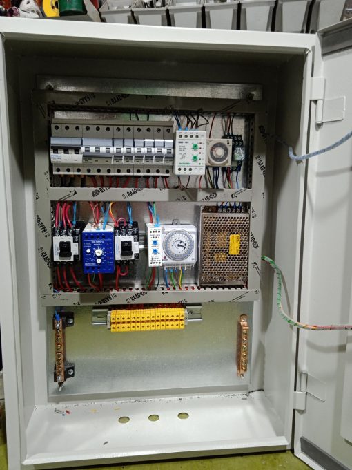 تابلو برق سنتی استخر و جکوزی